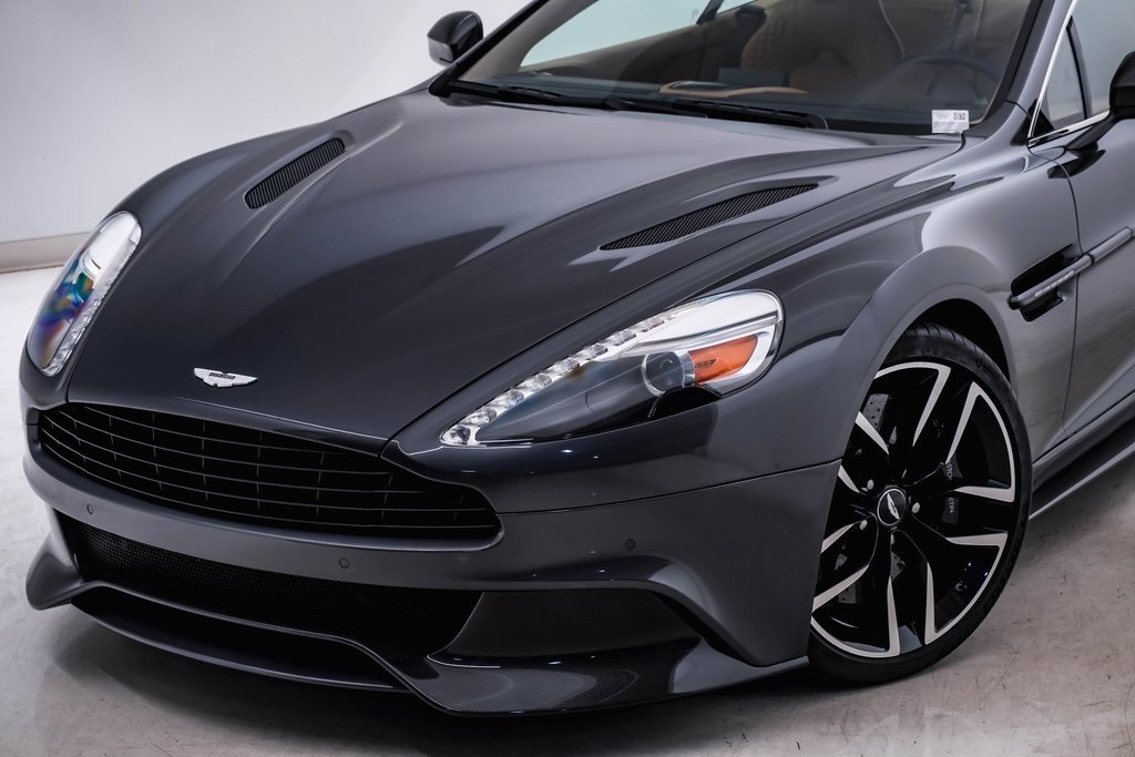 2015 Aston Martin Vanquish V12 4