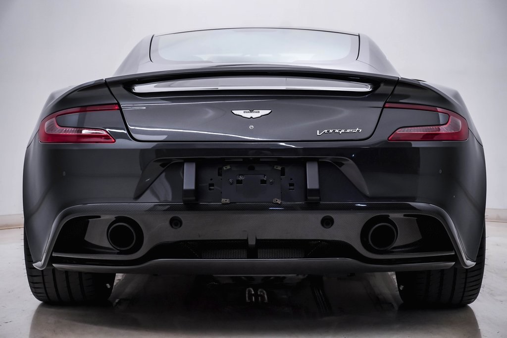 2015 Aston Martin Vanquish V12 10