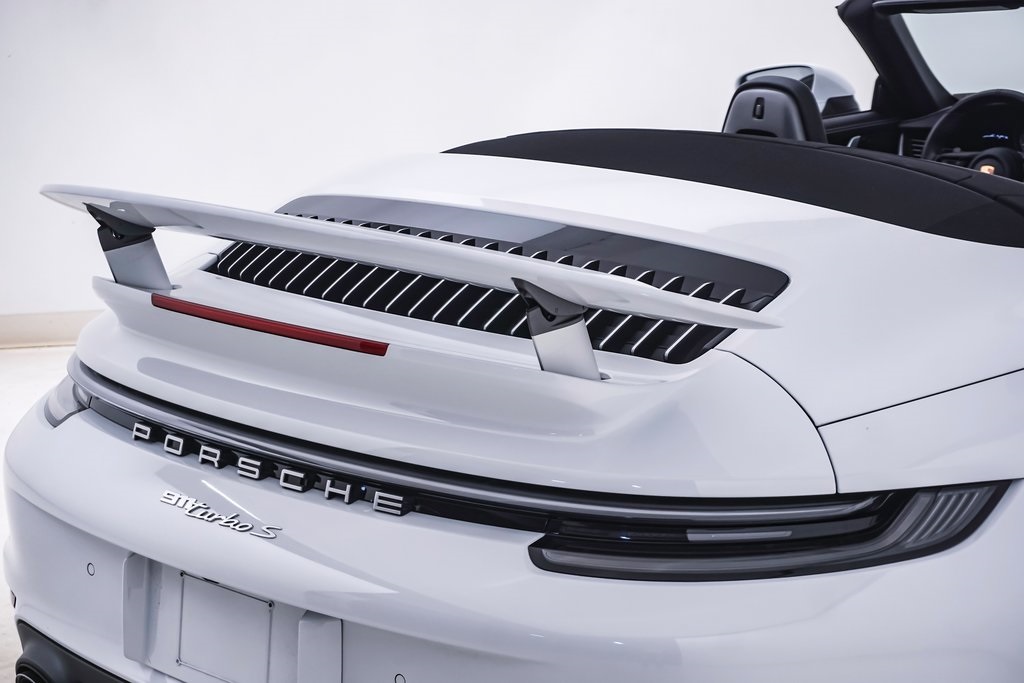 2022 Porsche 911 Turbo S 16