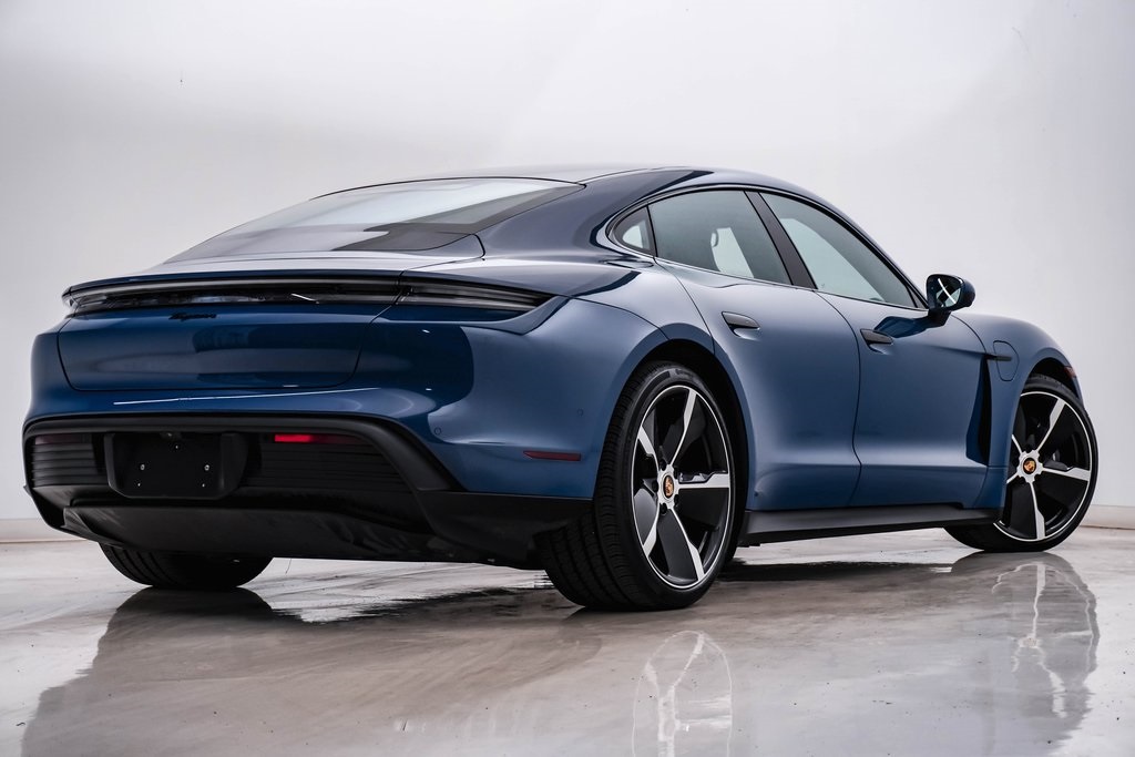 2023 Porsche Taycan  9