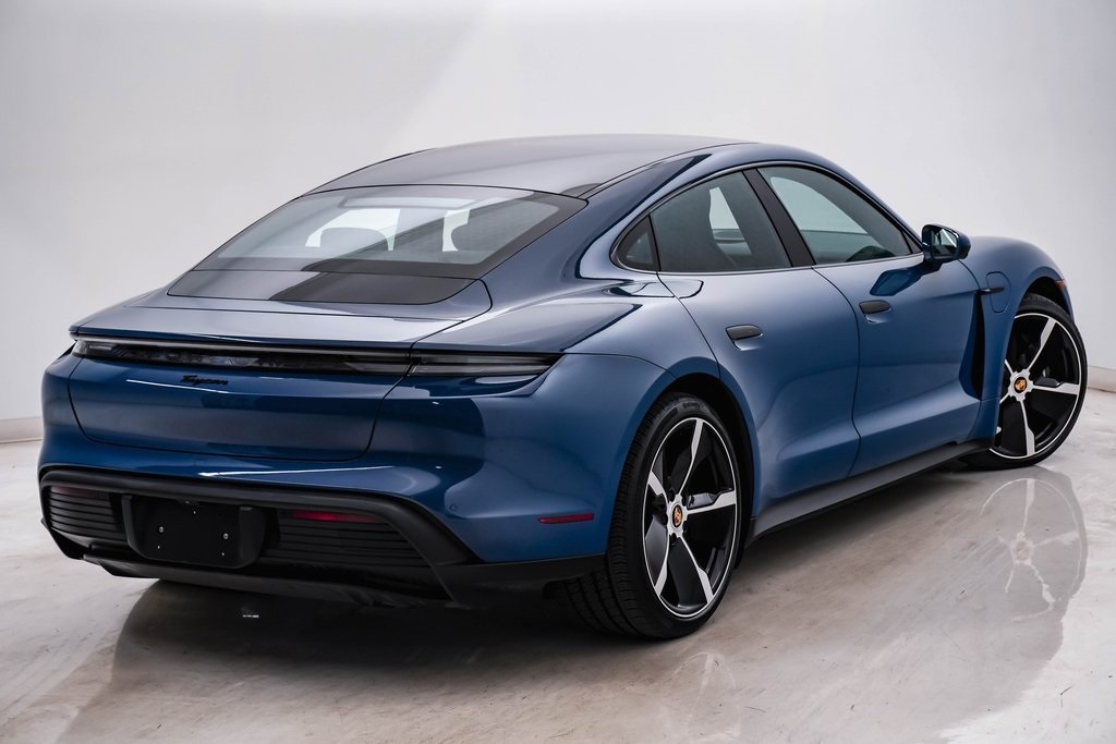 2023 Porsche Taycan  11