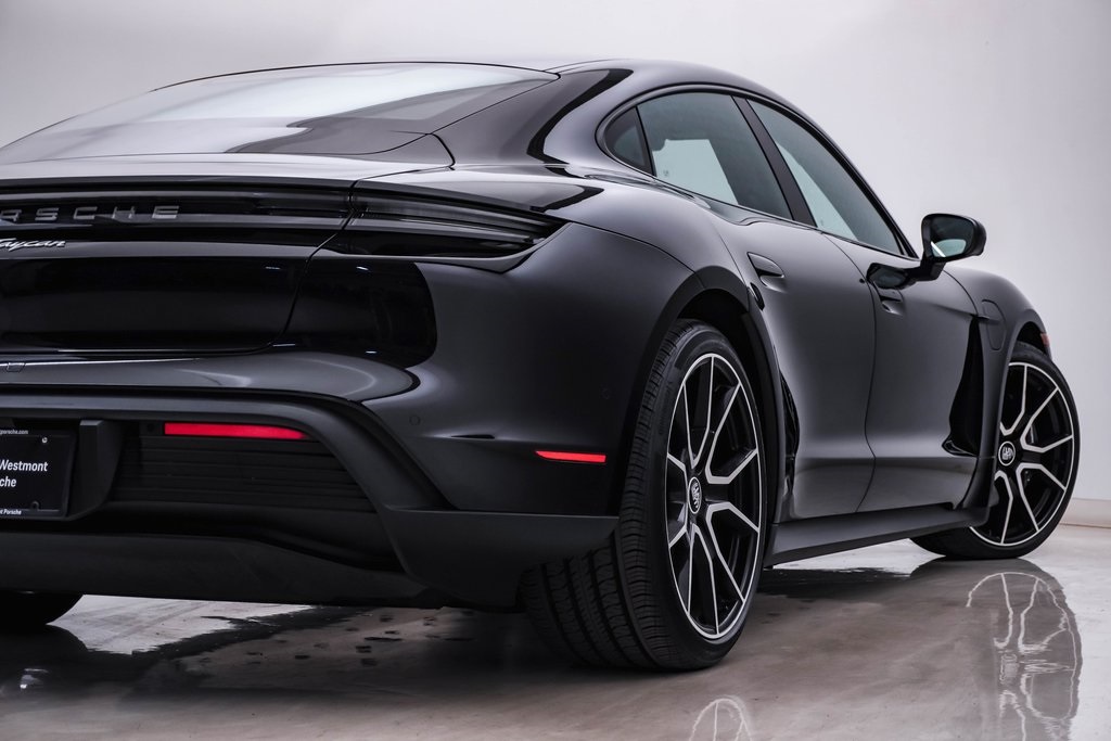 2023 Porsche Taycan  10