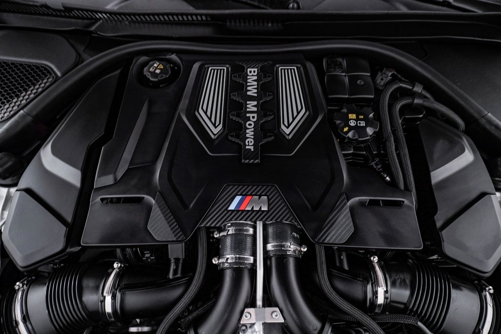 2023 BMW M5 Base 32