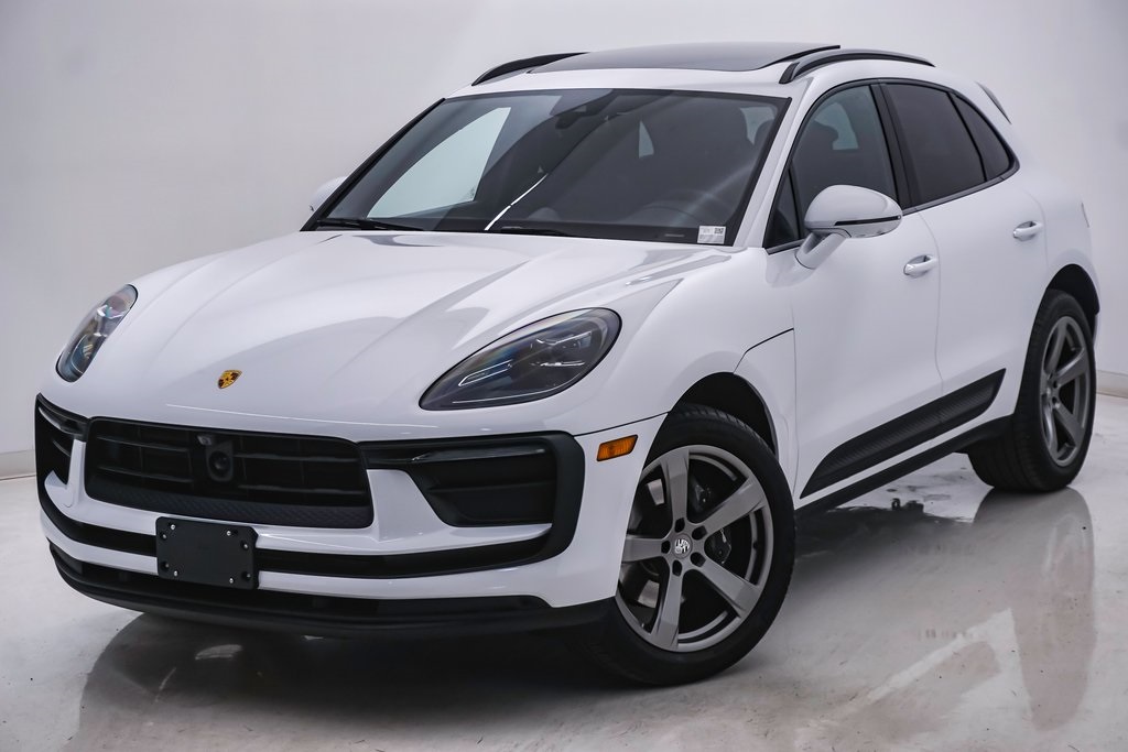 2024 Porsche Macan  3