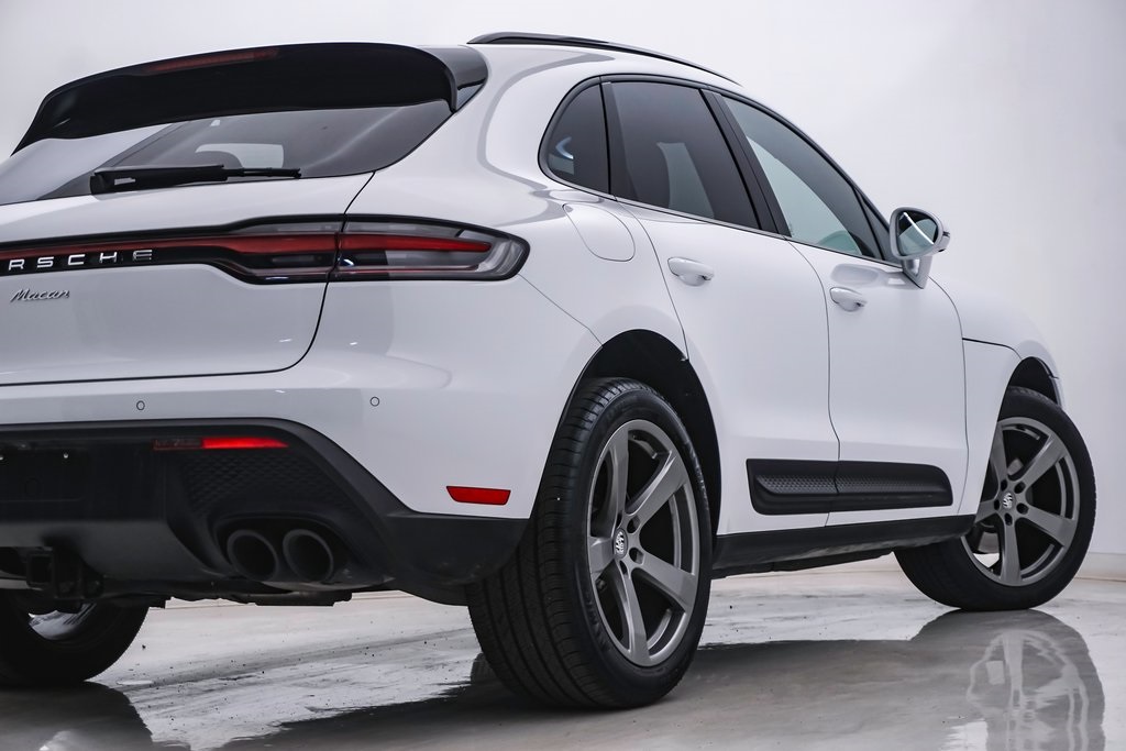 2024 Porsche Macan  10