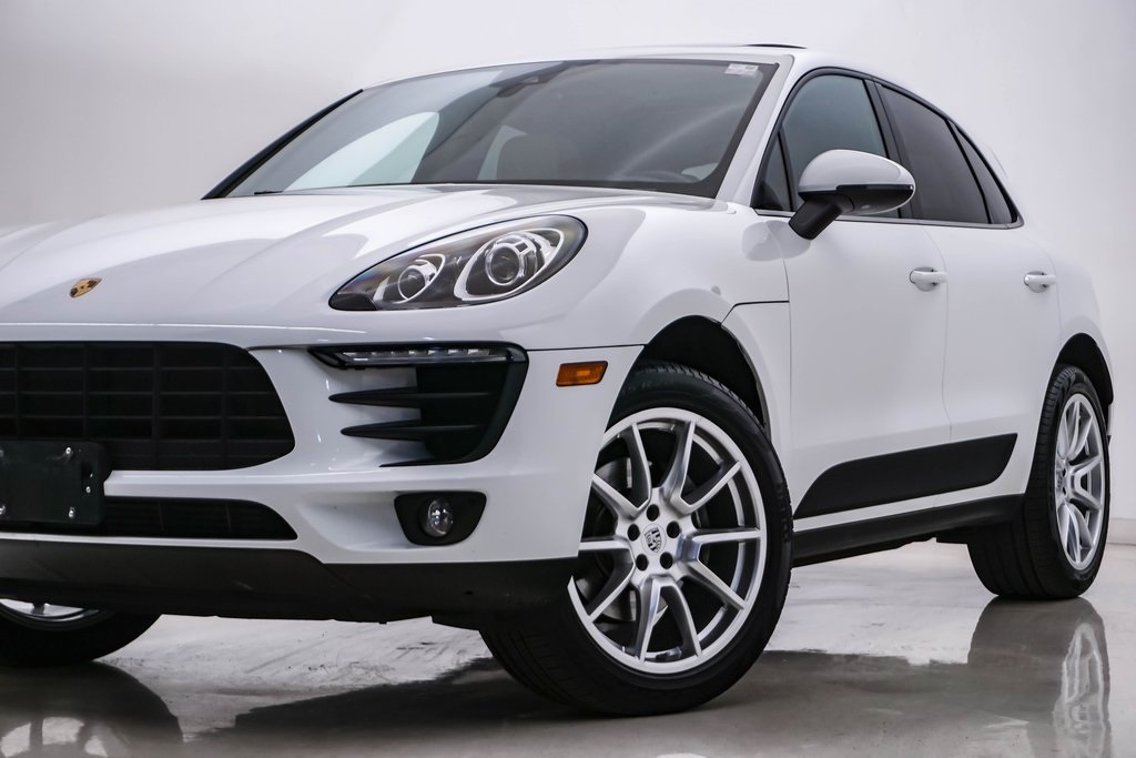 2018 Porsche Macan  2