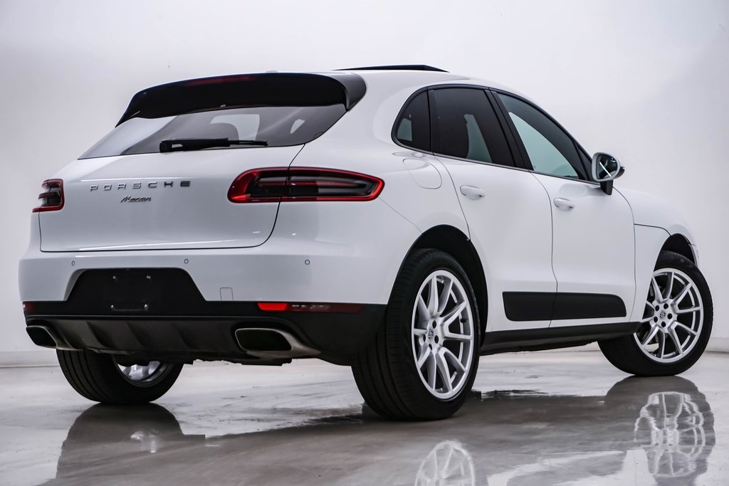 2018 Porsche Macan  9