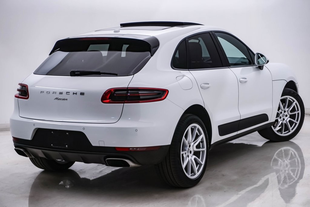 2018 Porsche Macan  11