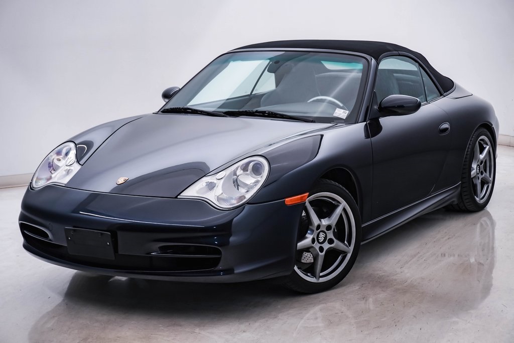 2004 Porsche 911 Carrera 8