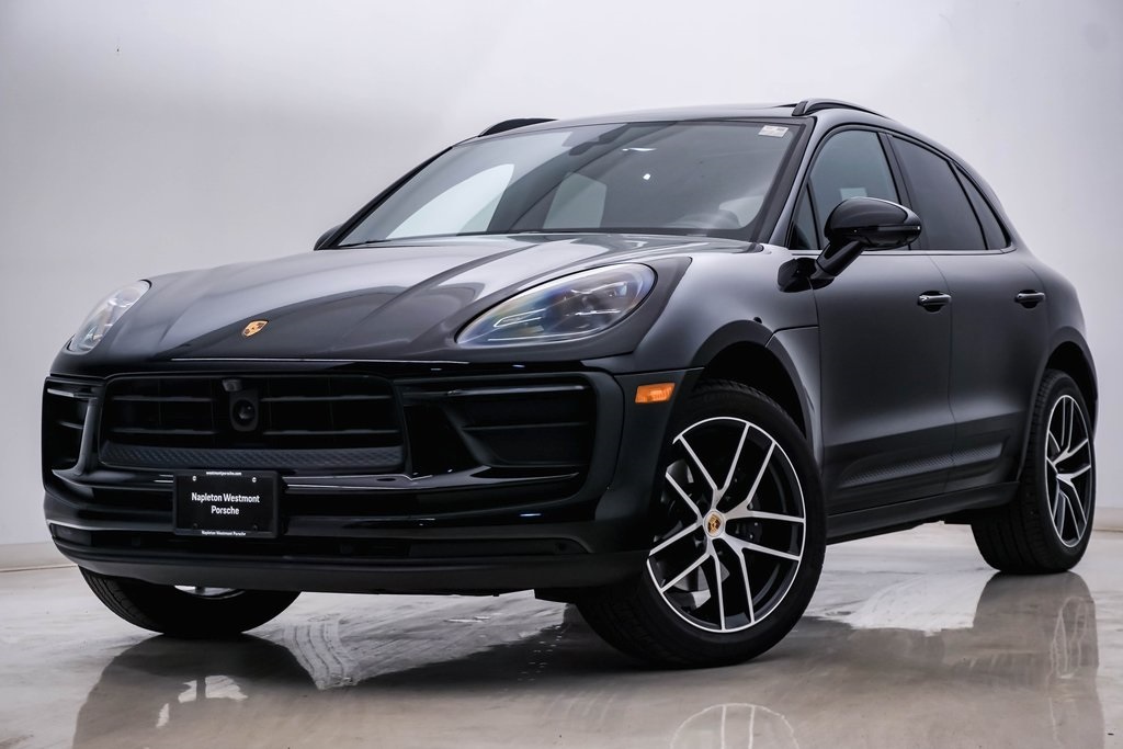 2024 Porsche Macan  1