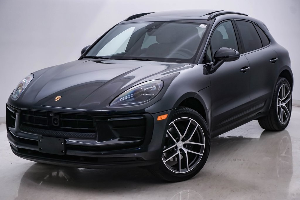 2024 Porsche Macan  3