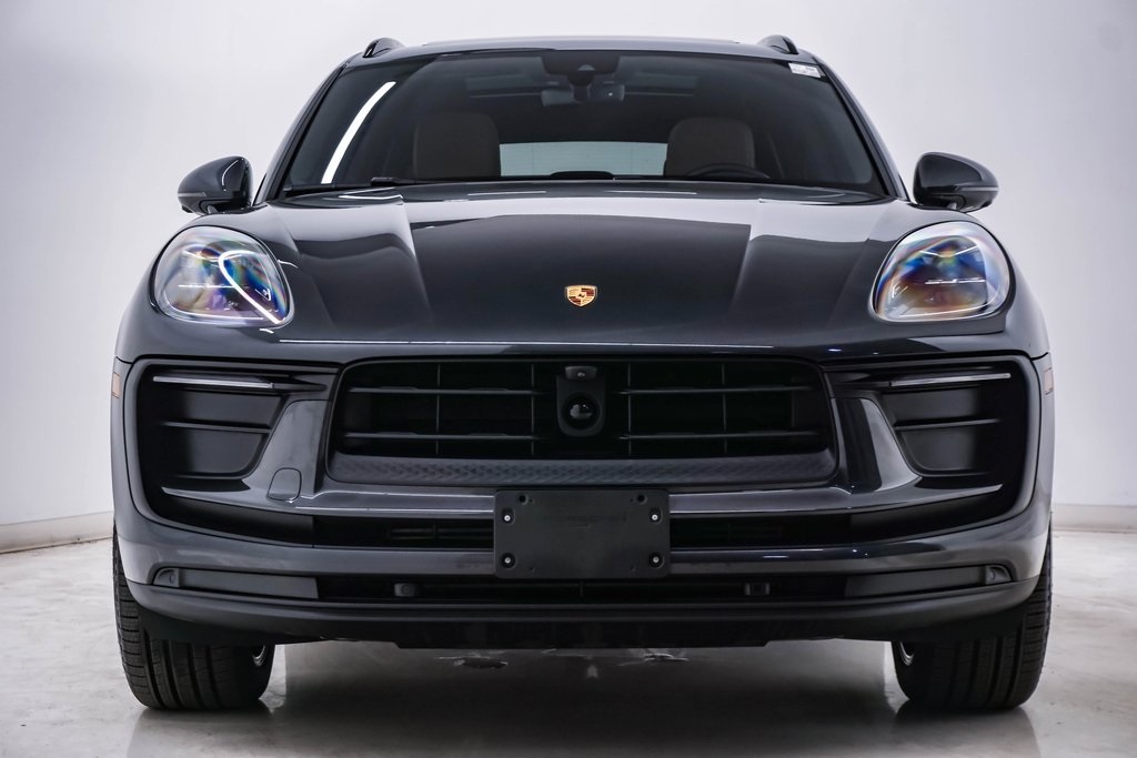 2024 Porsche Macan  6