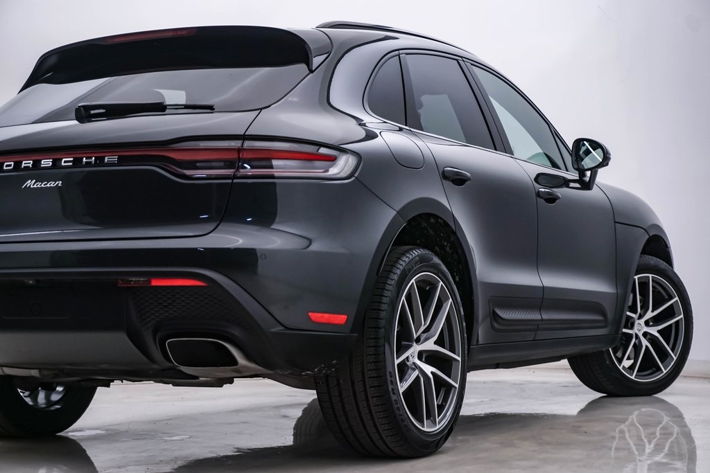 2024 Porsche Macan  10