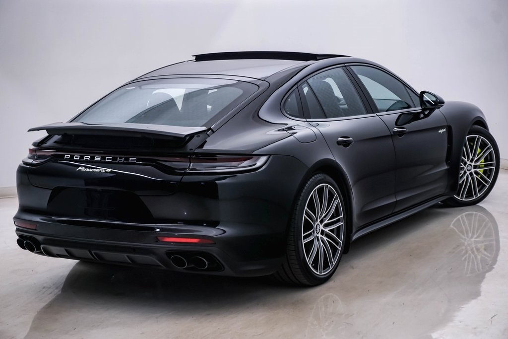 2023 Porsche Panamera E-Hybrid 4 10