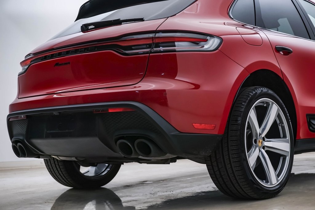 2024 Porsche Macan  12