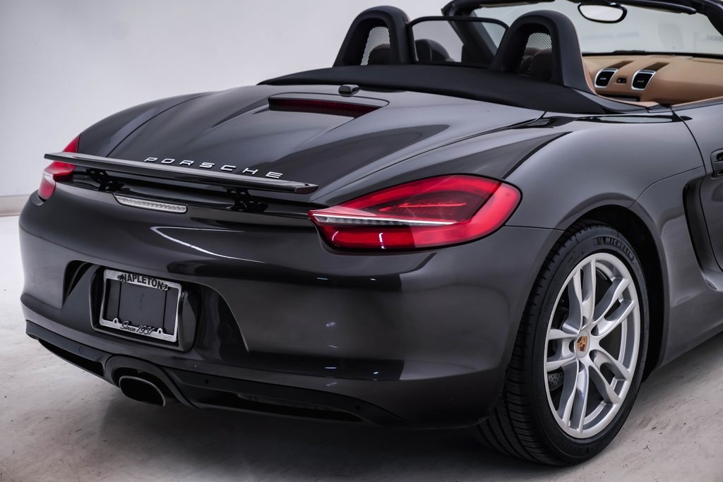 2015 Porsche Boxster  14