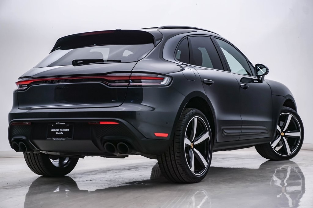 2024 Porsche Macan  9