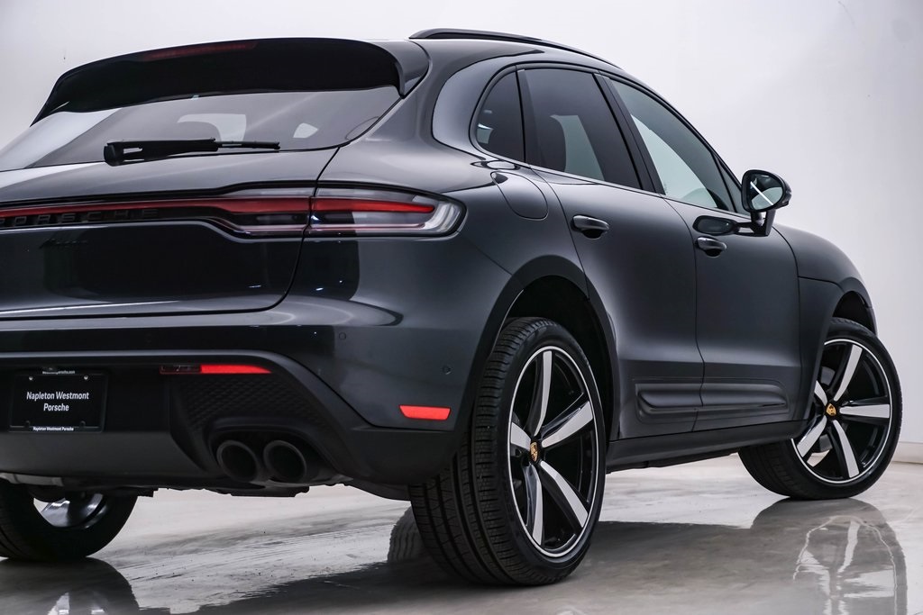 2024 Porsche Macan  10