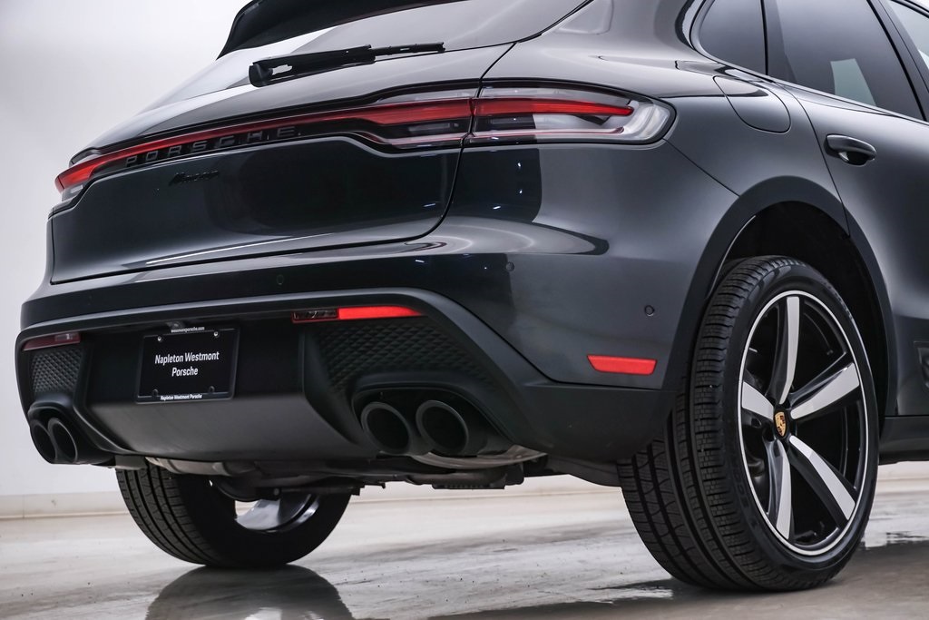 2024 Porsche Macan  12