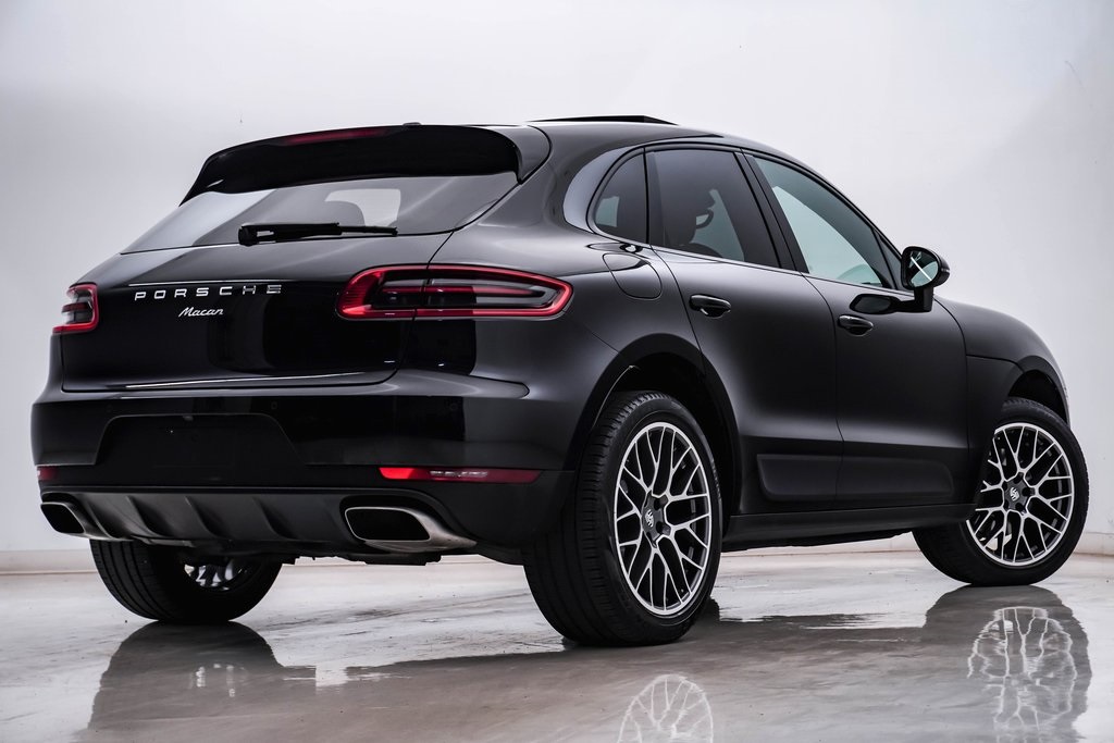 2018 Porsche Macan  9