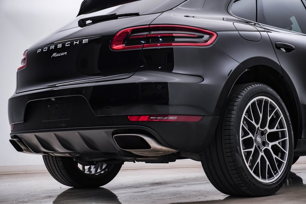 2018 Porsche Macan  12