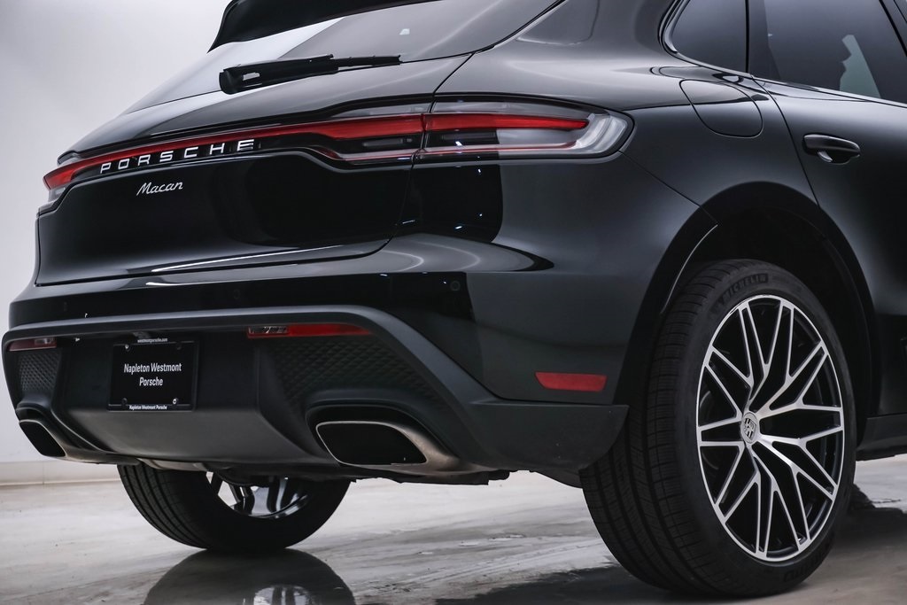 2024 Porsche Macan  12