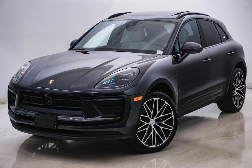 2024 Porsche Macan  3