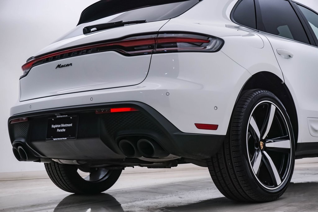 2024 Porsche Macan  12