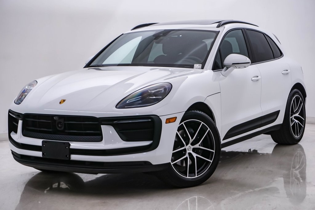 2024 Porsche Macan  3