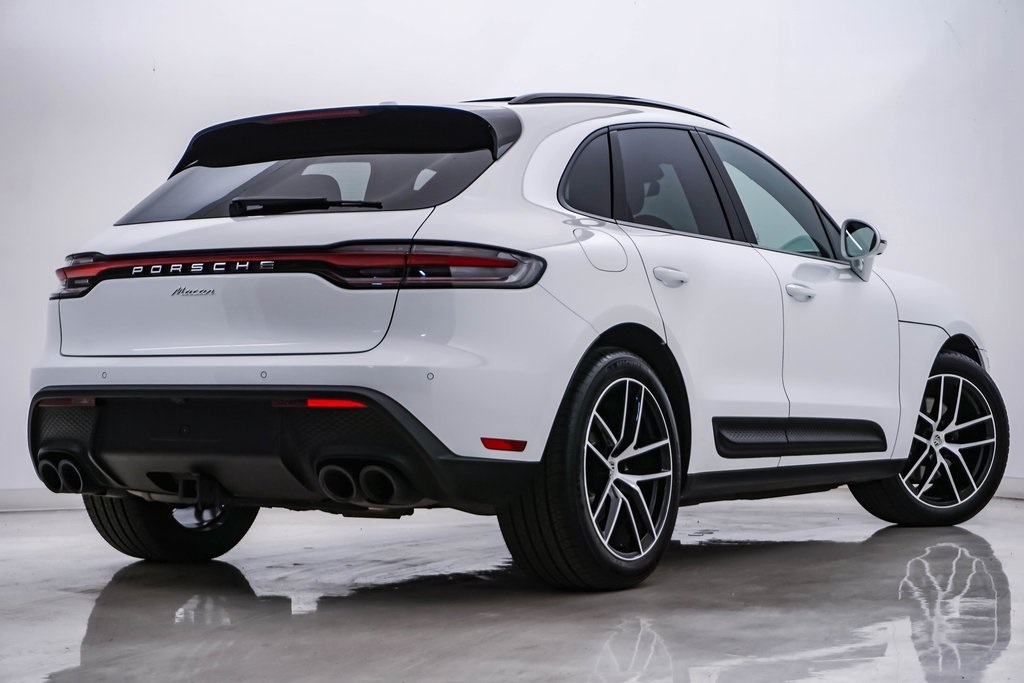 2024 Porsche Macan  9