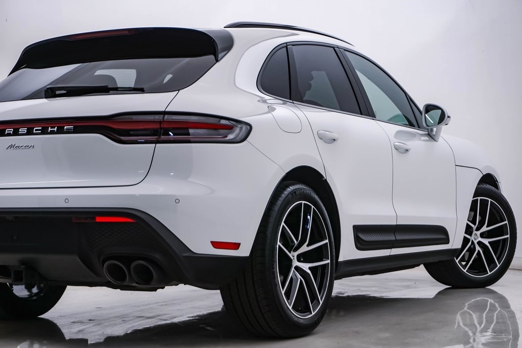 2024 Porsche Macan  10