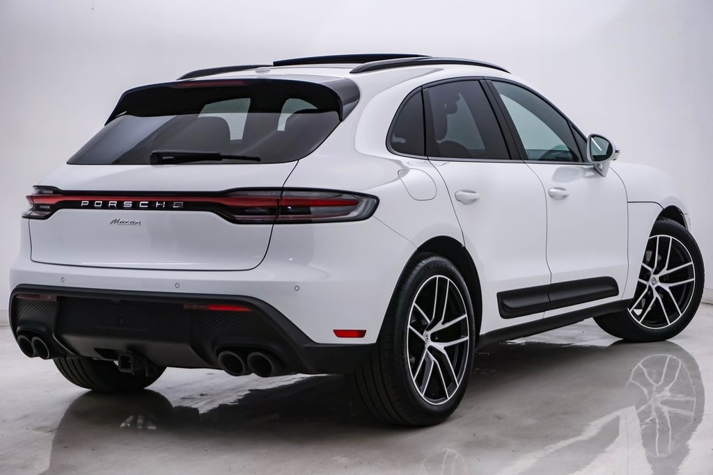 2024 Porsche Macan  11