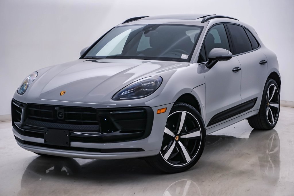 2024 Porsche Macan  3