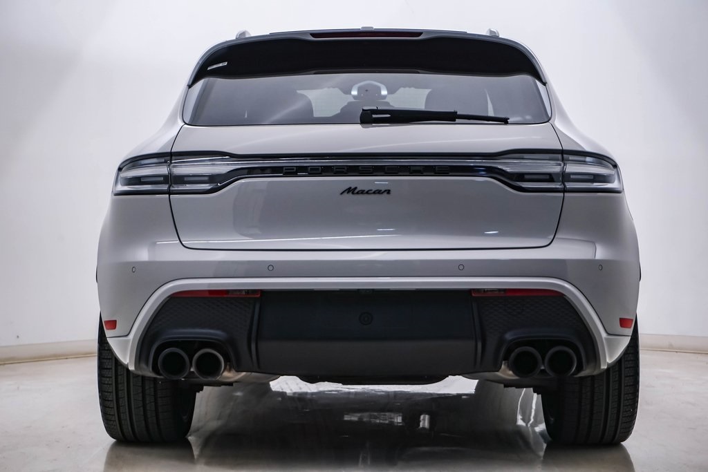 2024 Porsche Macan  8