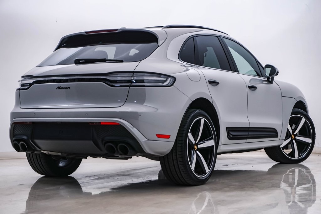 2024 Porsche Macan  9