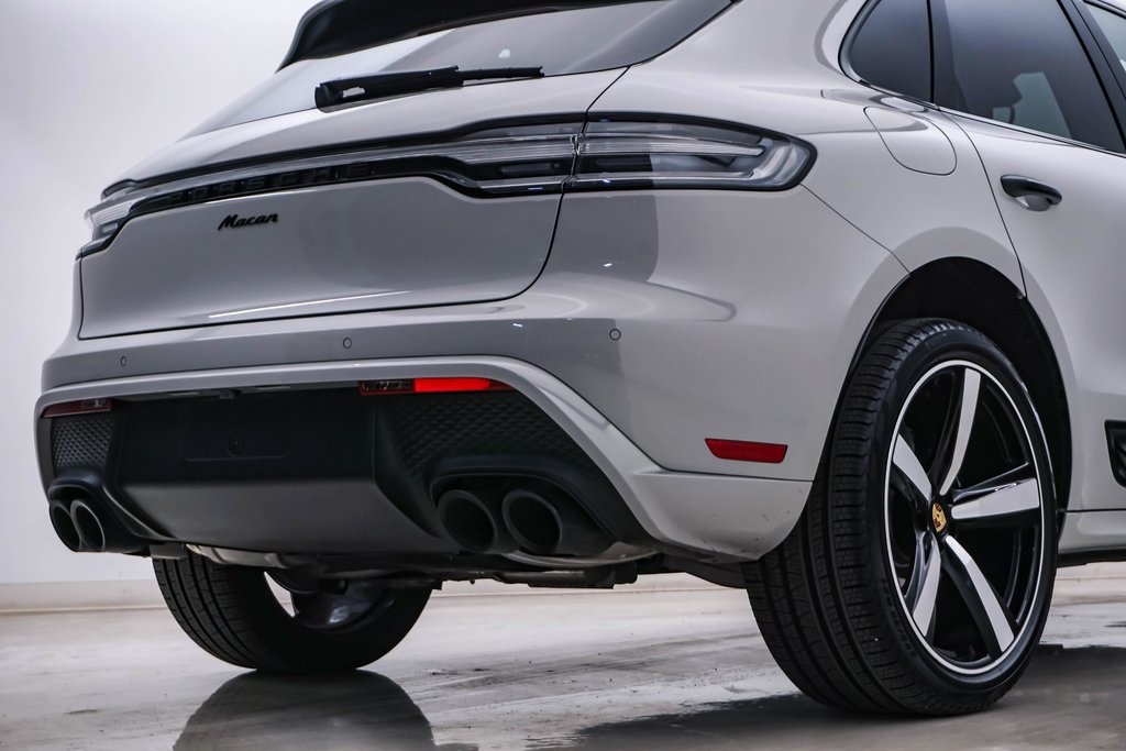 2024 Porsche Macan  12