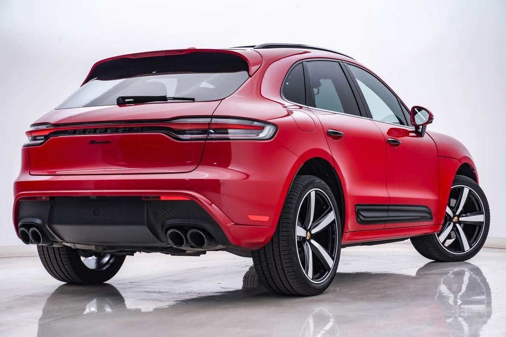 2024 Porsche Macan  9