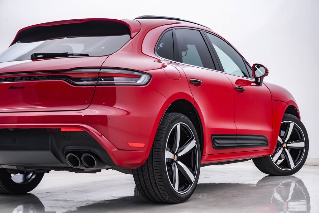 2024 Porsche Macan  10