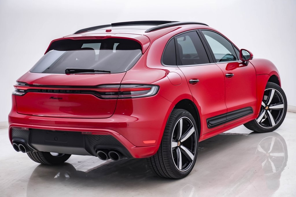 2024 Porsche Macan  11