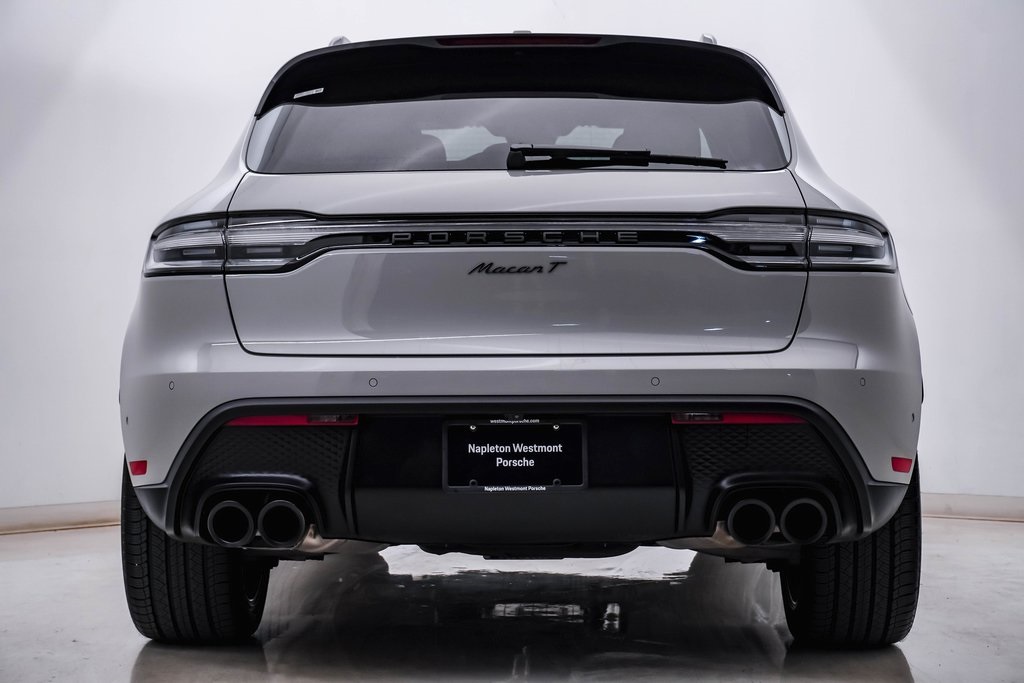 2024 Porsche Macan T 8