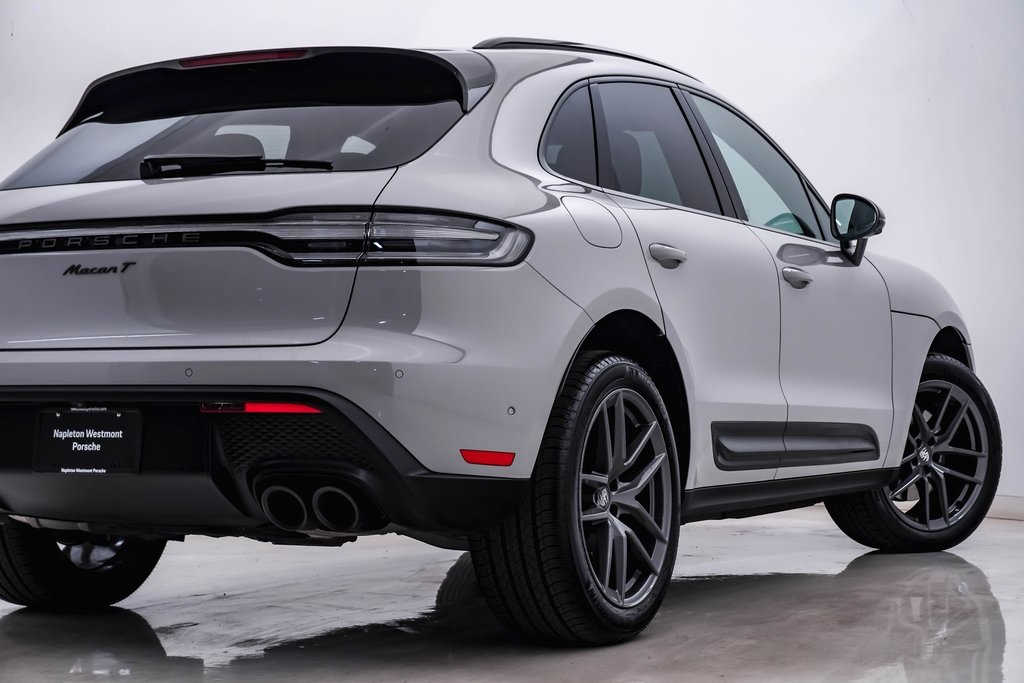 2024 Porsche Macan T 10