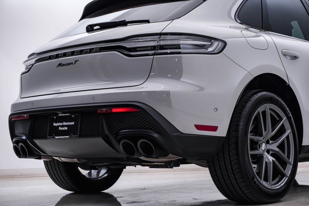 2024 Porsche Macan T 12