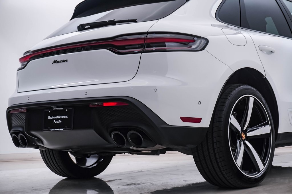 2024 Porsche Macan  12