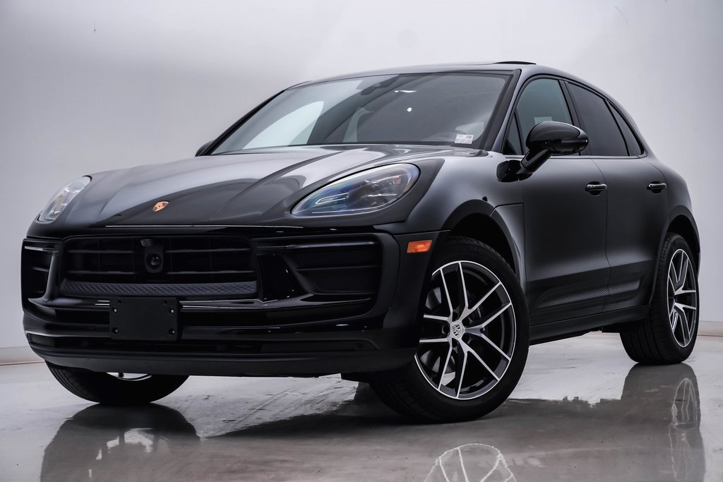 2024 Porsche Macan  1