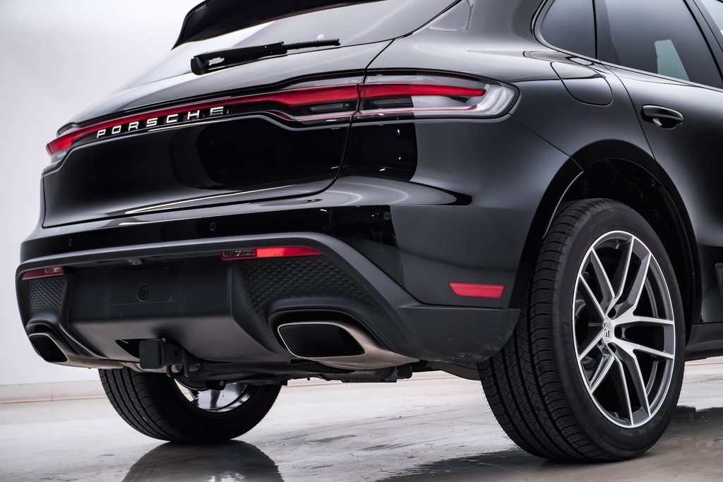 2024 Porsche Macan  12