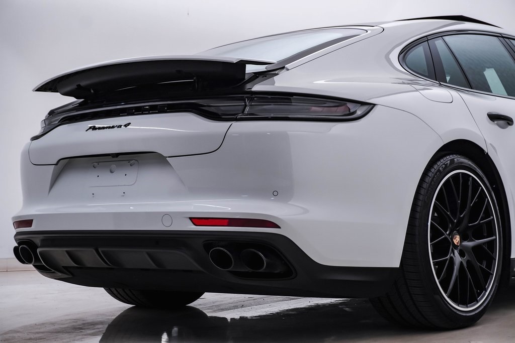 2023 Porsche Panamera 4 Platinum Edition 12