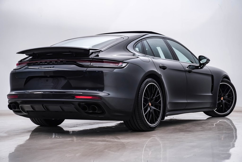 2023 Porsche Panamera 4 9