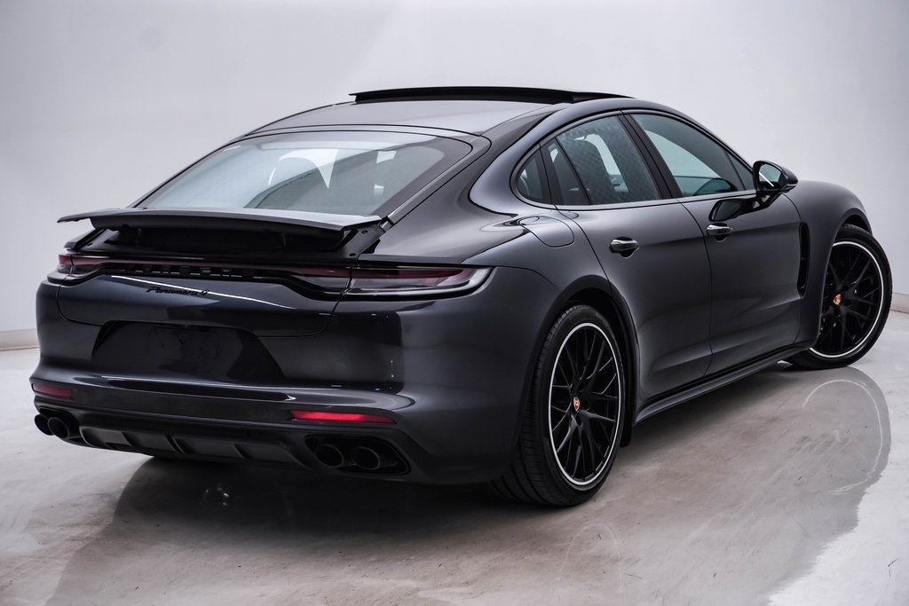 2023 Porsche Panamera 4 11