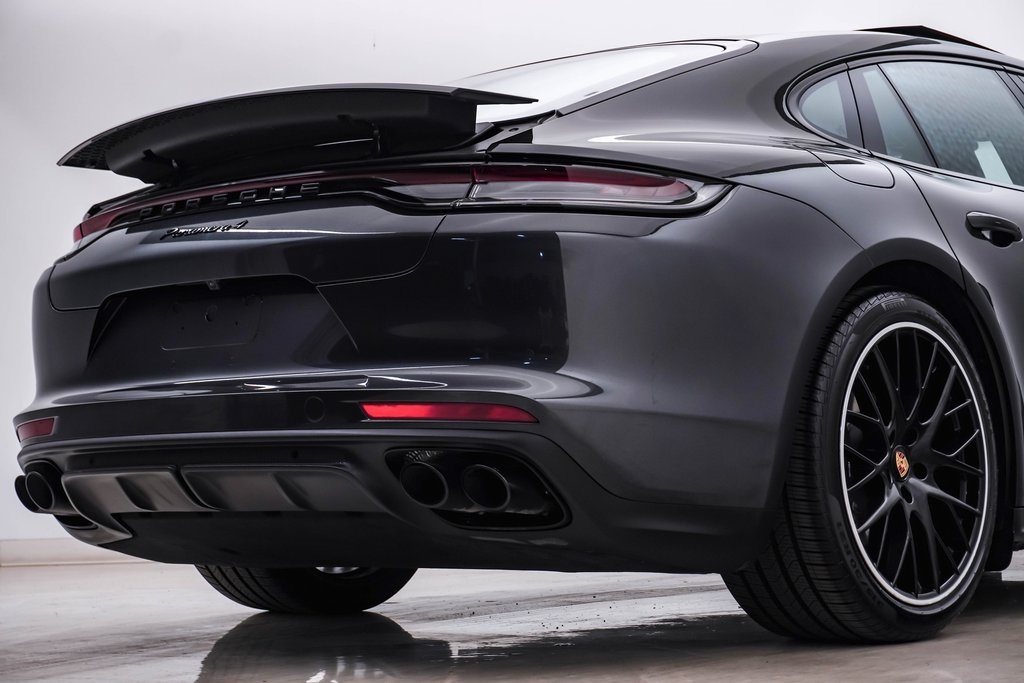 2023 Porsche Panamera 4 12