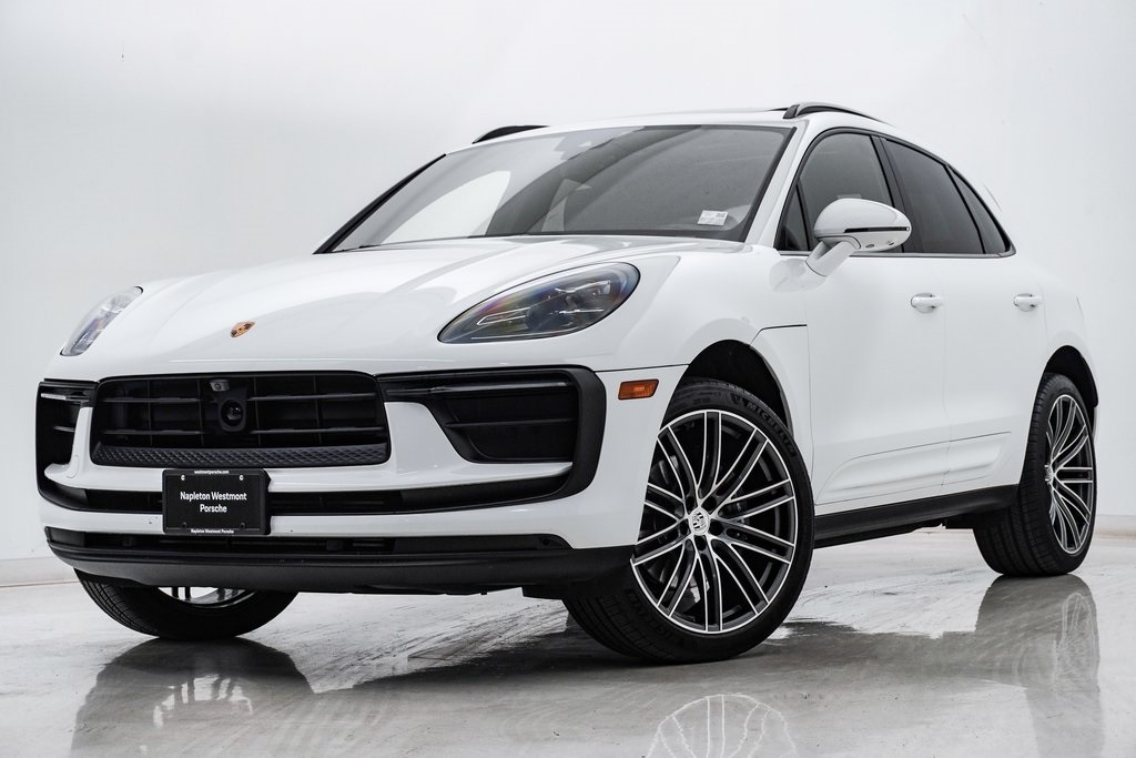 2024 Porsche Macan  1